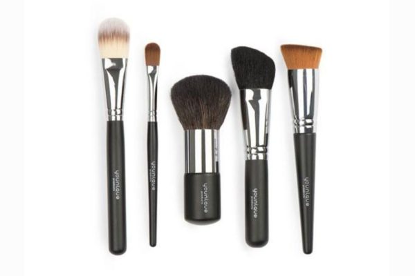 liquid foundation brush